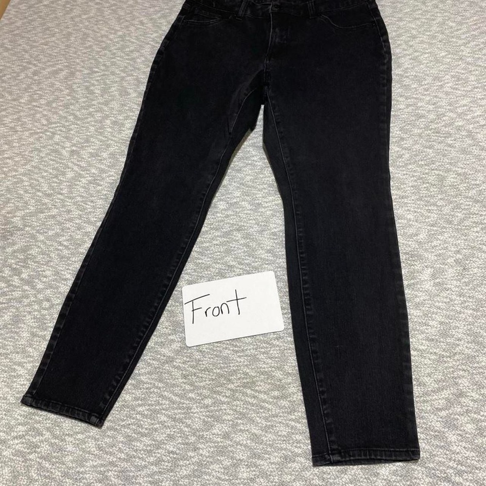 Time and Tru black skinny jeans women 12 petite. SKU-B988